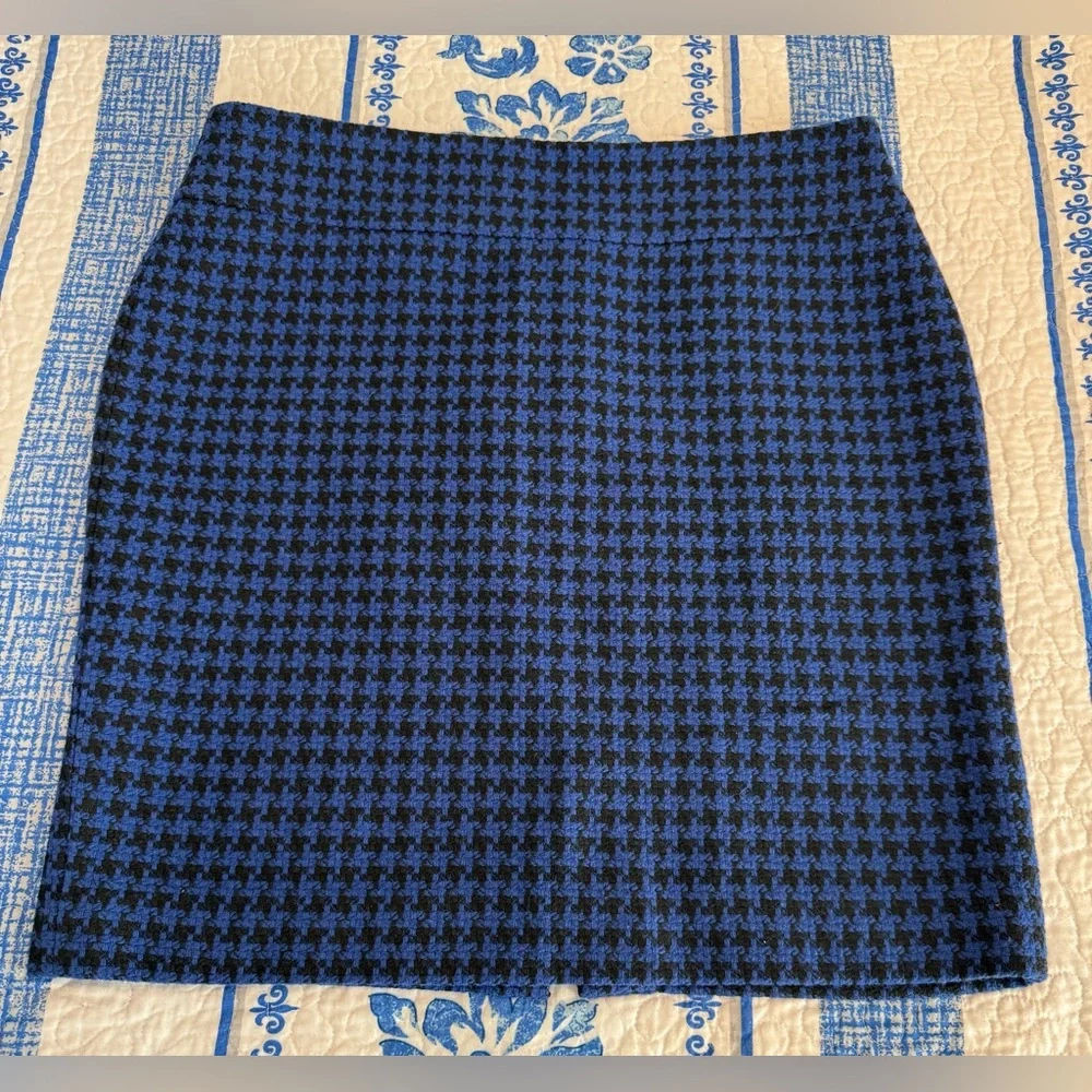 Ann Taylor elevate your